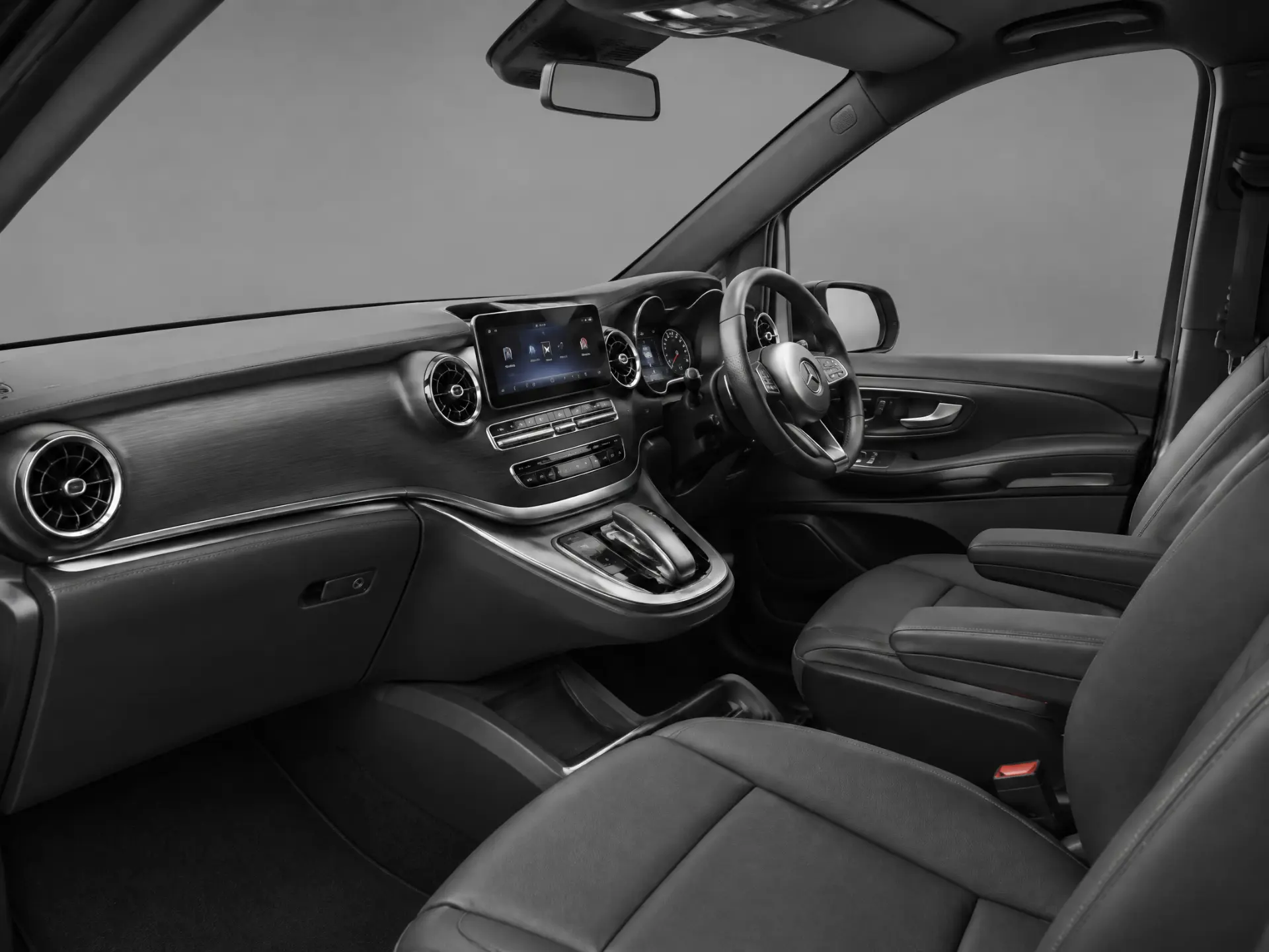 Mercedes-Benz V-Class right-hand-drive cabin